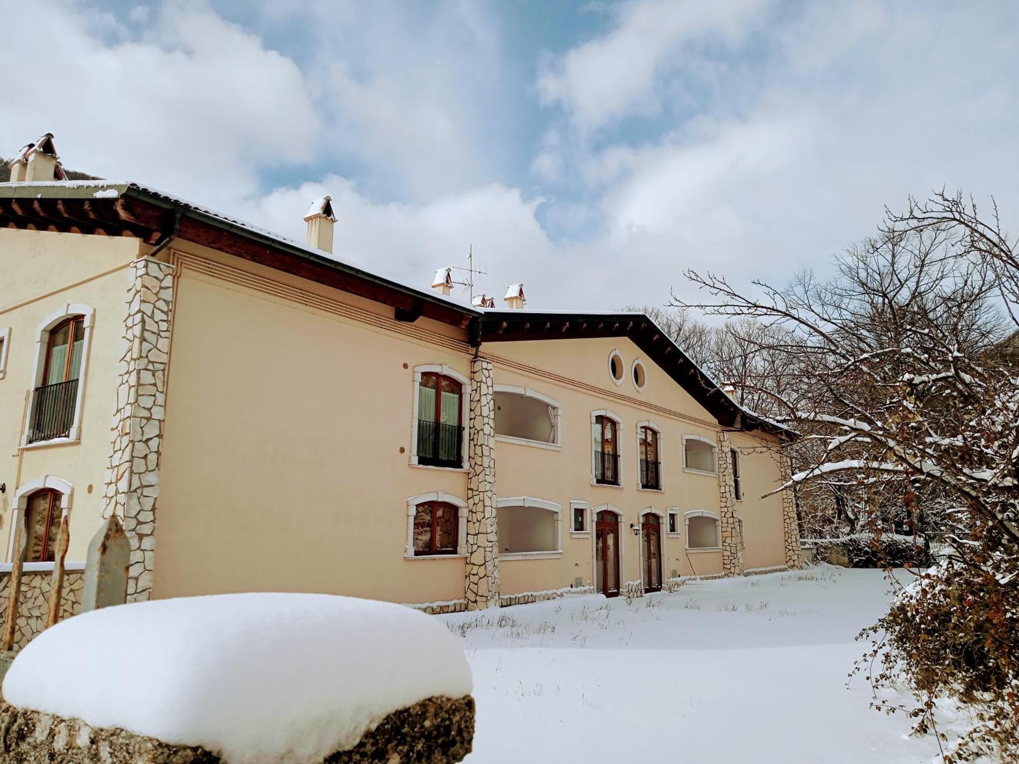 Le Masserie Case Vacanza Villetta Barrea Exterior photo